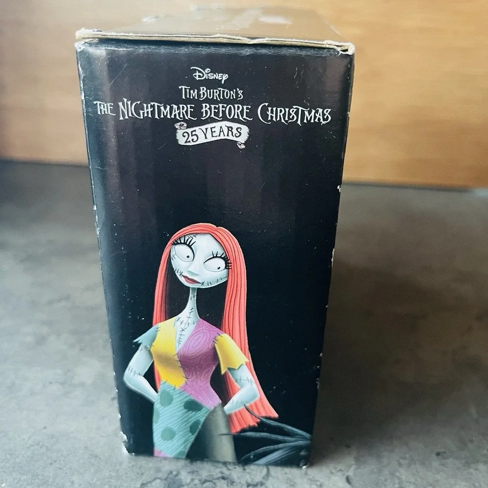 NEW The Nightmare Before Christmas Salt & Pepper Shakers Jack & Sally Halloween
